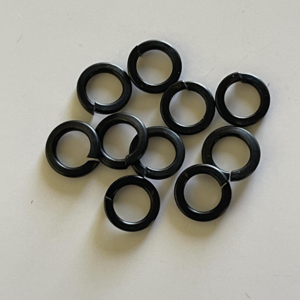 Split Lock Washer - 10 pieces in a pack